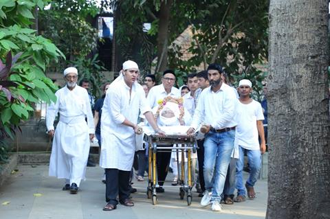 Dinyar Contractor funeral picture