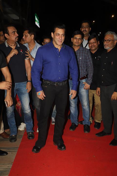 Salman Khan at the celebration of Hum Aapke Hain Koun