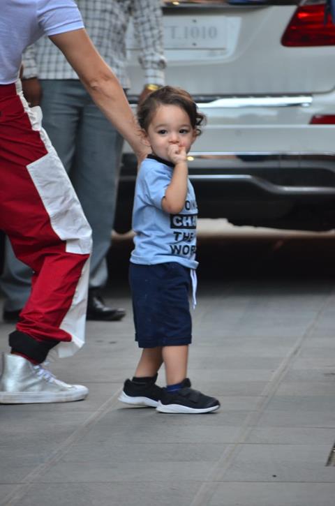 sunny leone son