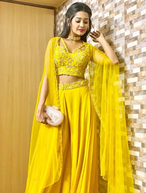 Shraddha Kapoor in bright yellow lehenga - Wedding Essentials