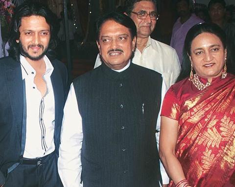 Riteish Deshmukh father Vilasrao Deshmukh