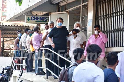 Randhir Kapoor Rajiv Kapoor funeral