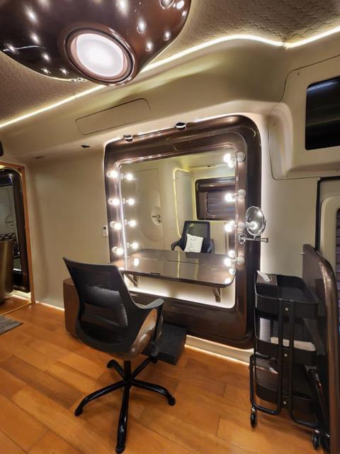 Shilpa's vanity van