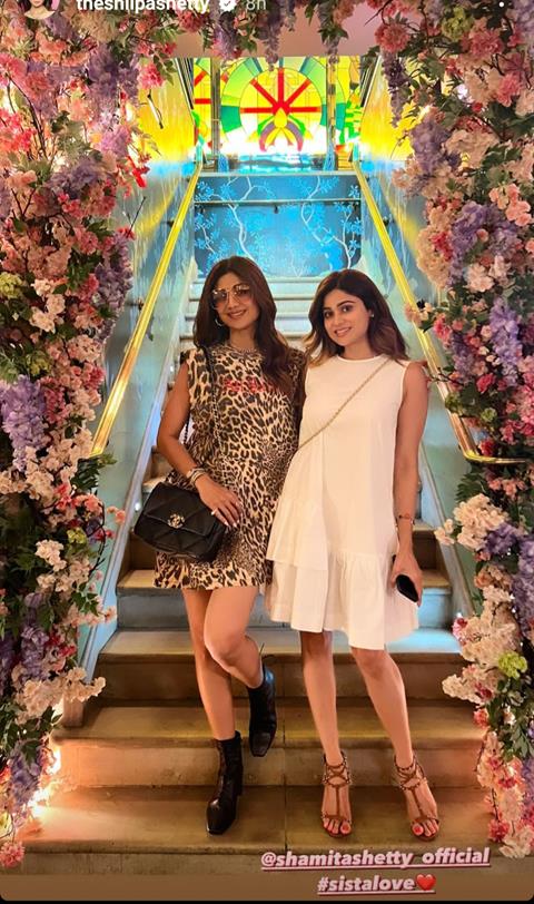 Shilpa Shetty and Shamita Shetty 