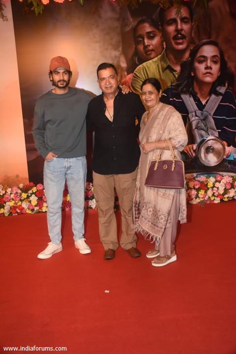 Sunny Kaushal, Sham Kaushal, Veena Kaushal snapped at the screening of Raksha Bandhan in the city 
