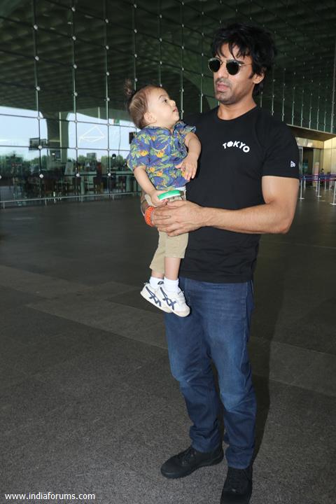 Mohit Malik spotted at the Mumbai airport