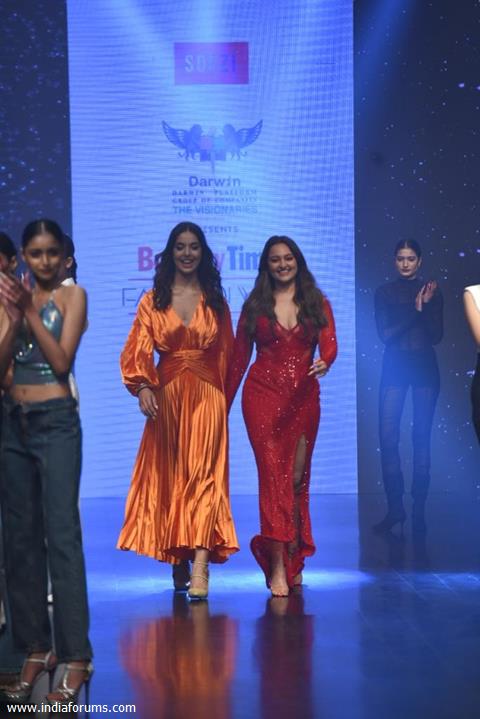 Sonakshi Sinha clicked at the Bombay Times Fashion Week 2022