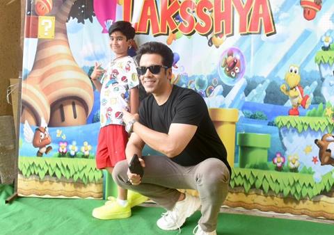Tusshar Kapoor and son