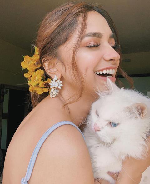 Jiya Shankar and her cat Sky