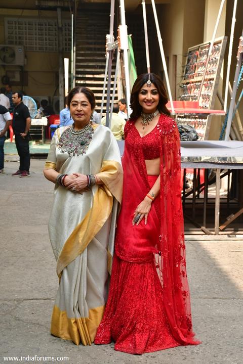 Shilpa Shetty and Kirron Kher snapped on the set of India's Got Talent