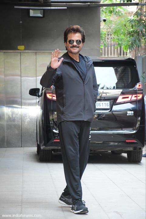 Anil Kapoor spotted outside clinic in Bandra