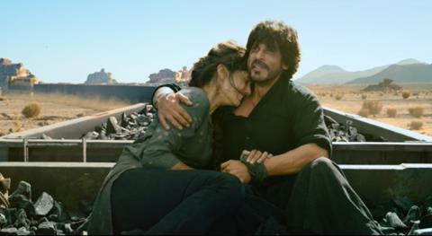 SRK's romance doesn't light up with Taapsee
