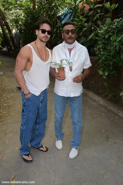 Jackie Shroff and Tiger Shroff snapped in the city 