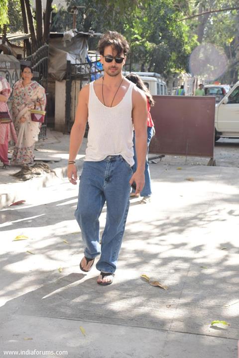 Tiger Shroff snapped in the city 