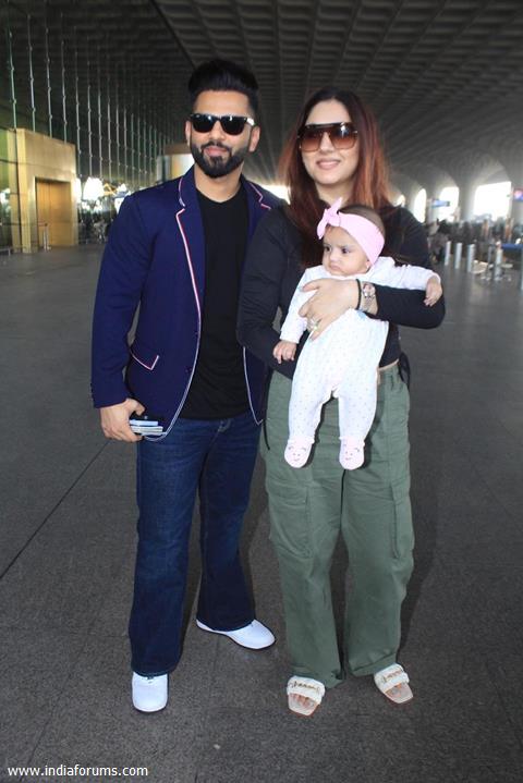 Rahul Vaidya and Disha Parmar Celebrities snapped at the airport