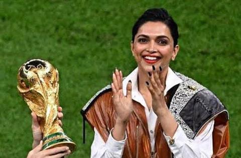 Deepika Padukone at FIFA World Cup 2022
