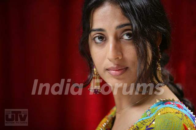 Mahie Gill in Dev D