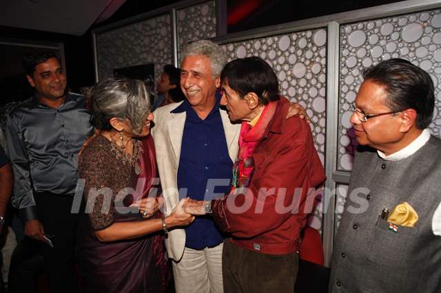 Naseeruddin and Ratna Pathak Shah at Dev Anand’s old classic film “Hum Dono” premiere at Cinemax