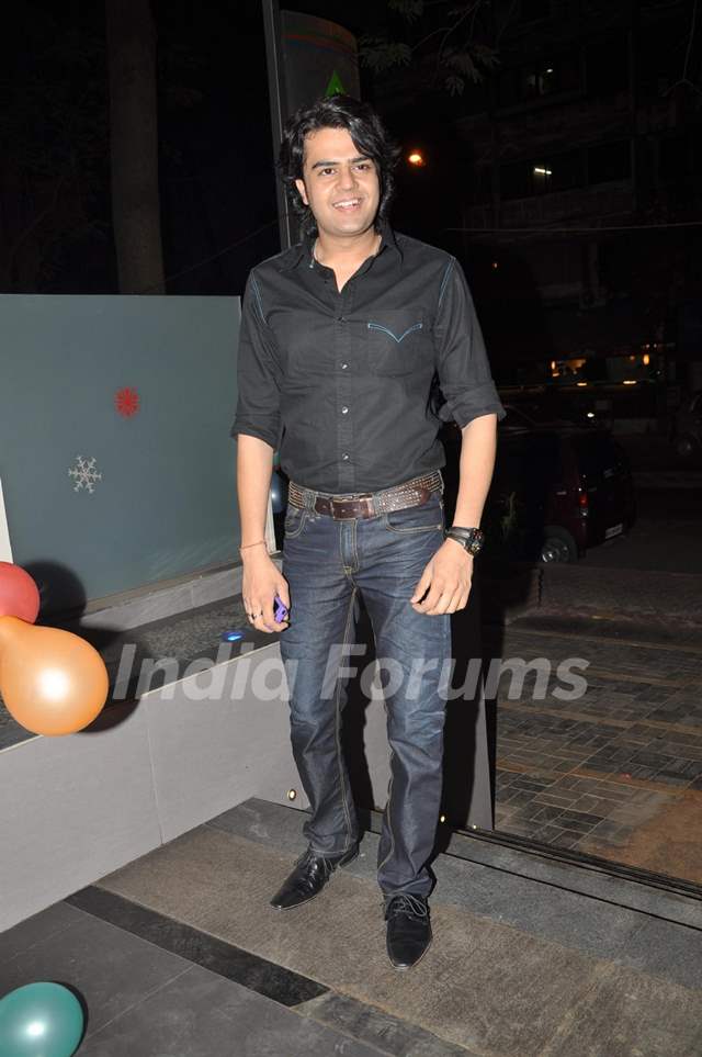 Manish Paul at Birthday bash of TV actor Parul Chaudhary, Amboli