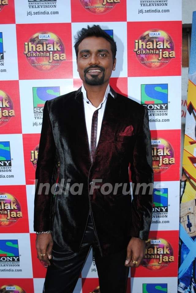 F.A.L.T.U movie director Remo Dsouza on the sets of Jhalak Dikhla Jaa at Filmistan