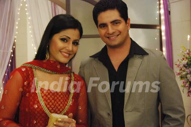 Best couple in the world Naksh  realhinakhan realkaranmehra HinaKhan  KaranMehra HiRan HinaKaran Akshara N  Hd photos Cute couple  pictures Cute couples