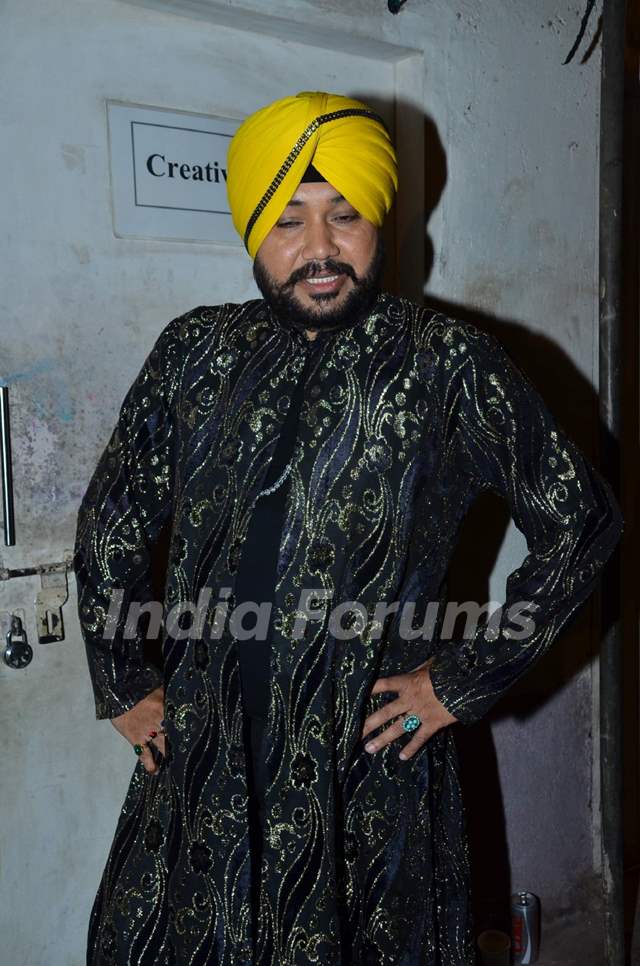 Daler Mehndi on the set of Comedy Circus. .