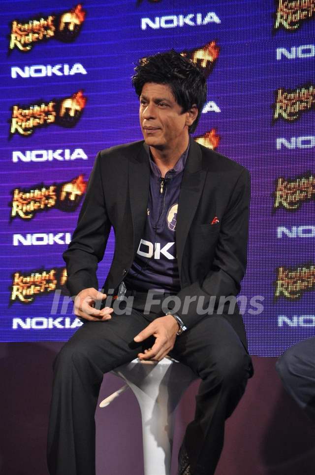 Shah Rukh Khan Graces The Kkr Nokia Tie Up Media Meet At The Taj Lands End Media