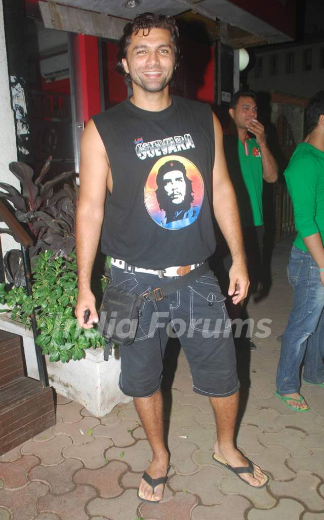 Chetan Hansraj at Kushal Punjabi's Birthday bash