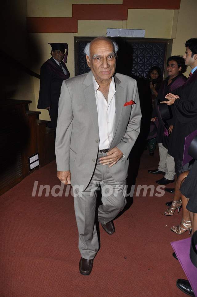 Yash Chopra at Subhash Ghai film school Whistling Woods 4th convocation ceremony at St Andrews