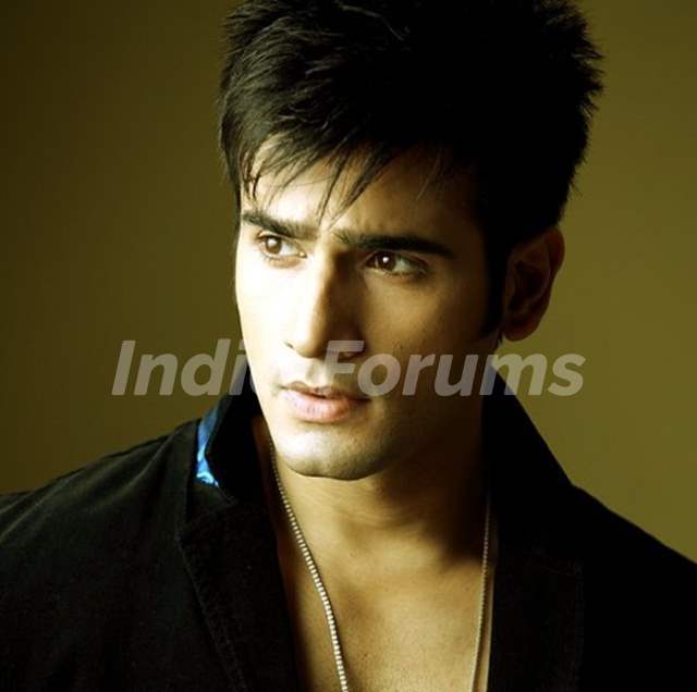 Karan Tacker