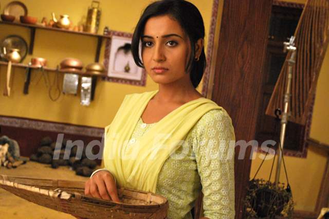 Still image of Nivedita Tiwari as Runjhun from Bhagonwali - Baante Apni Taqdeer