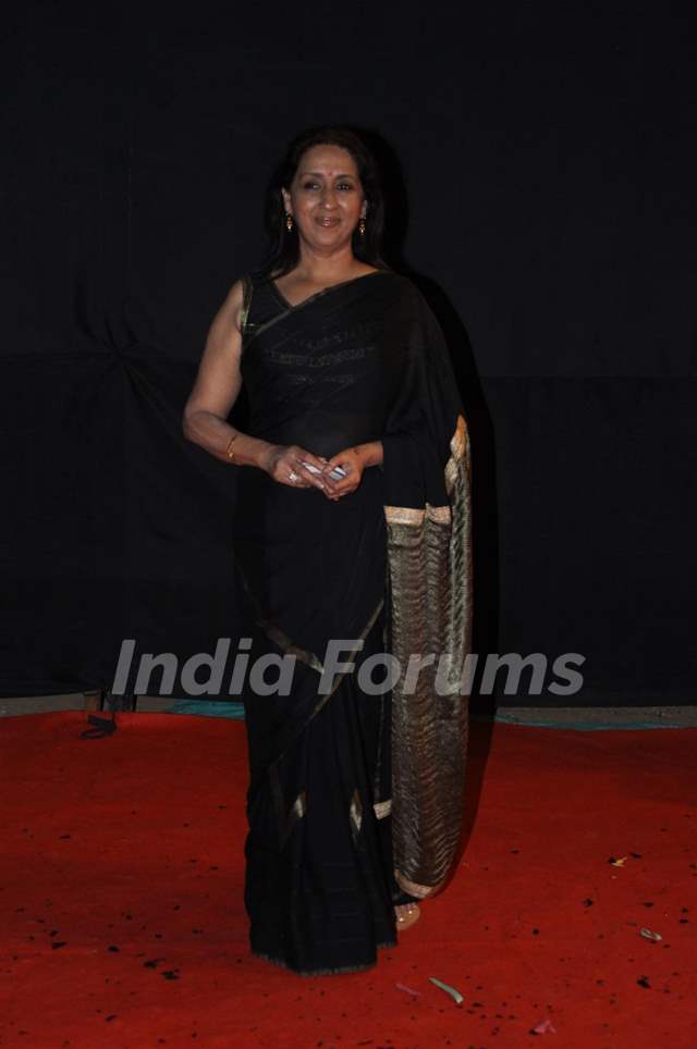 Neena Kulkarni at Red Carpet of Golden Petal Awards By Colors in Filmcity, Mumbai