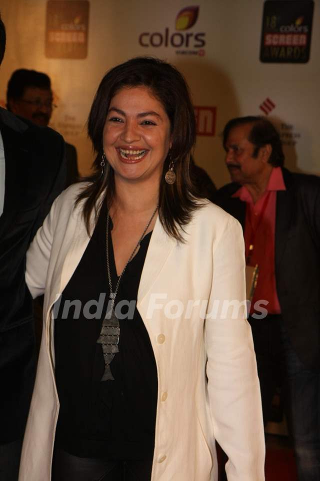 Pooja Bhatt grace 18th Annual Colors Screen Awards at MMRDA Grounds in Mumbai