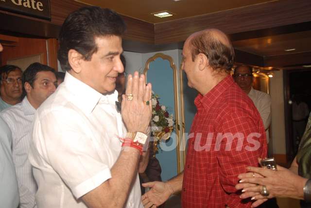 Chautha of Anupam Kher's late father Pushkarnath Kher at the ISKCON