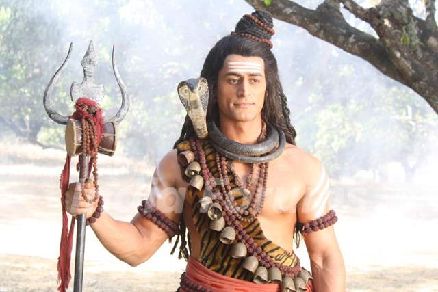 Mohit Raina still from the show Devon Ke Dev. Mahadev Media