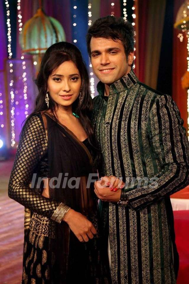 Asha Negi with her Pavitra Rishta co-star Rithvick Dhanjani on the sets of a Zee TV show