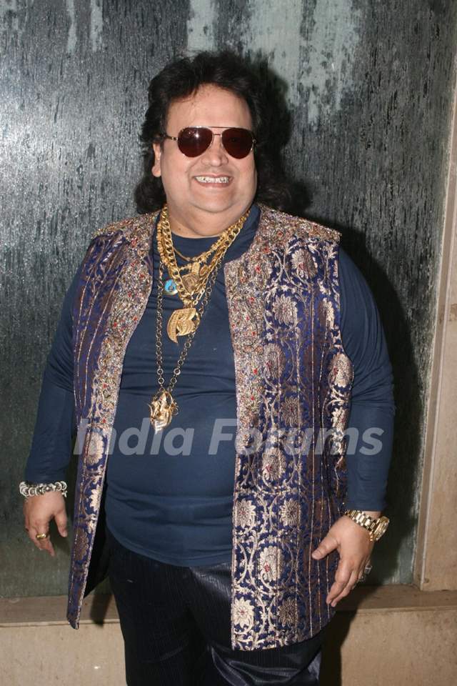 Bappi Lahiri at Golden Achiever Awards 2012 Media