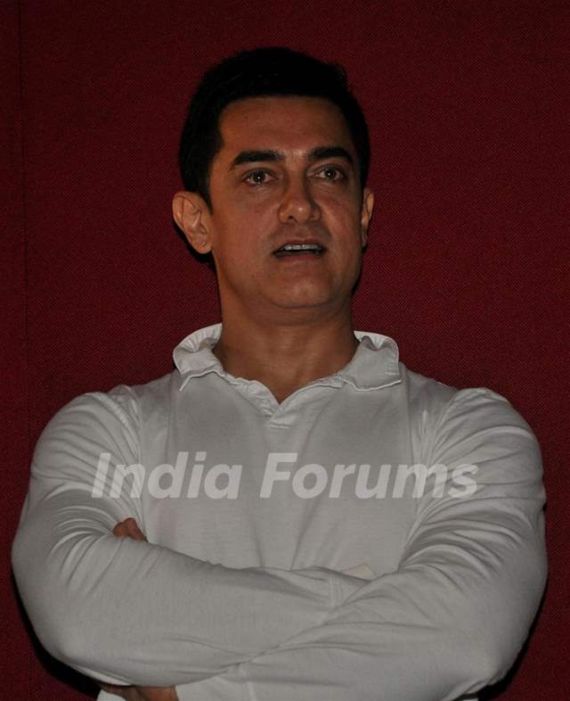 Aamir Khan during his first Television Reality Show unveiled with the song of “Satyamev Jayate”