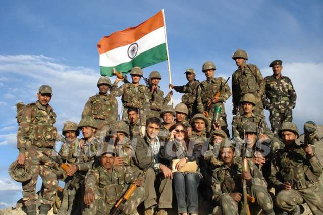 Mohnish Bahl & his wife with Indian Army
