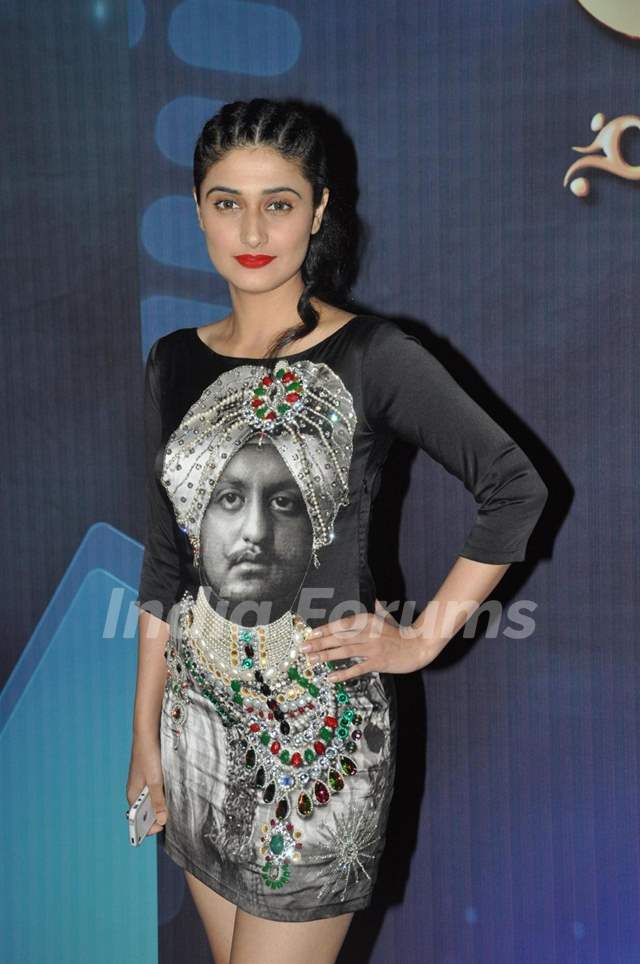 Ragini Khanna at Peoples Choice Awards 2012