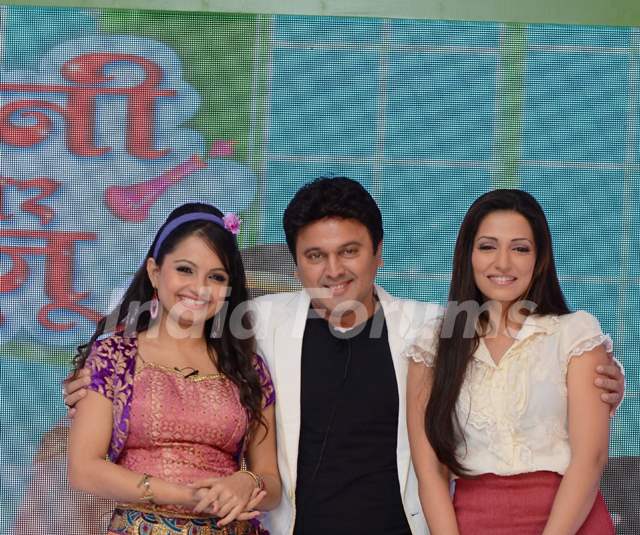 Ali Asgar with Giaa Manek and Navina Bole in SAB TV's new show launch Jeannie Aur Juju