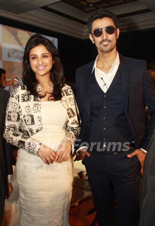 Parineeti Chopra and Kunal Kapoor at the ''Kurkure'' promotional event in New Delhi.