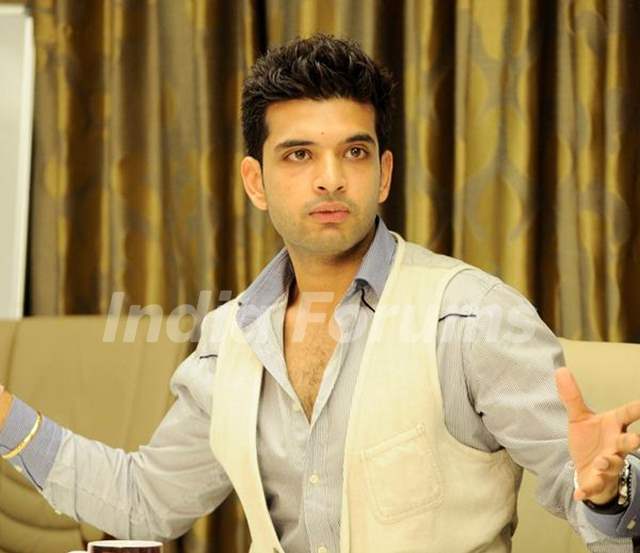 Karan Kundra in press conference