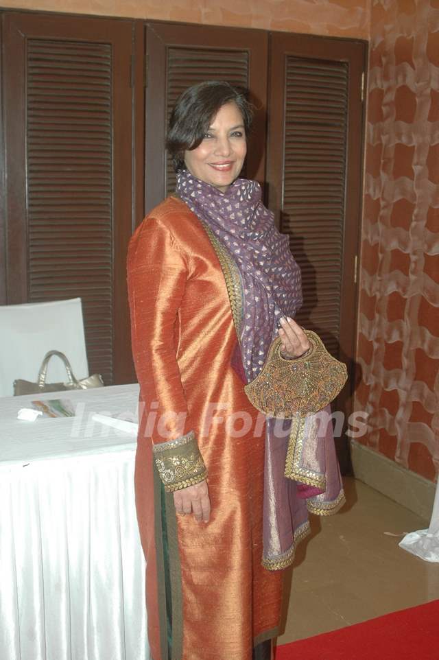 Shabana Azmi at Shashi Ranjan & Rumi Jaffrey's Mushaira event