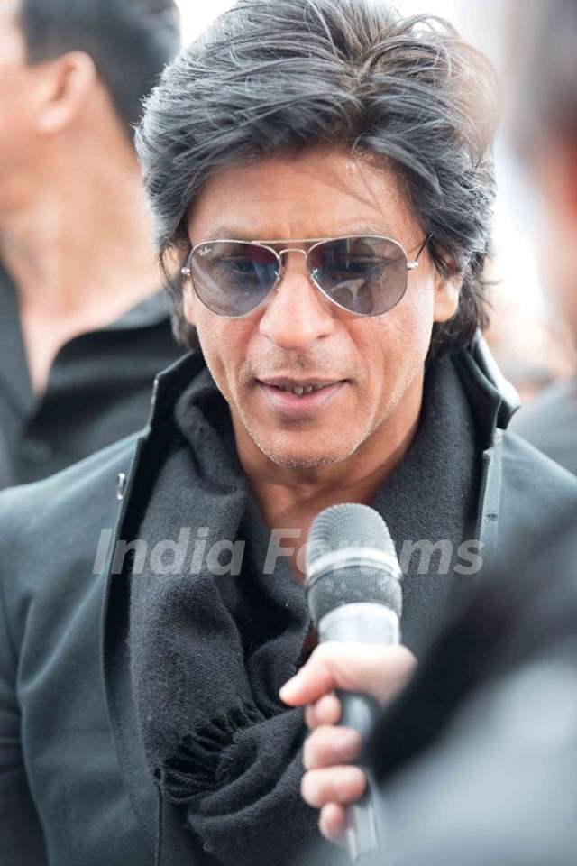 Shahrukh Khan leave for Toifa