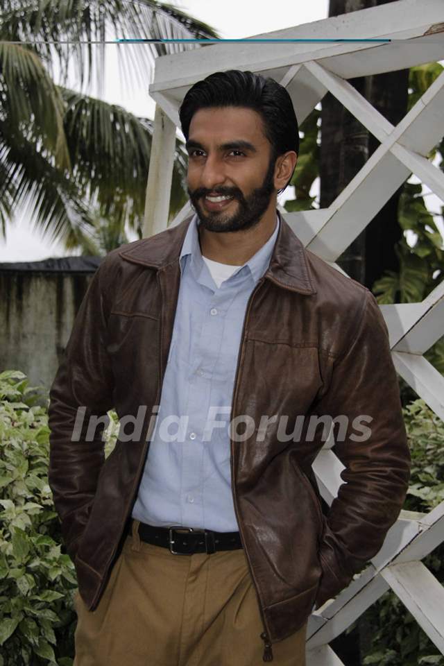 Ranveer Singh On the sets of Uttaran to promote the film Lootera Media