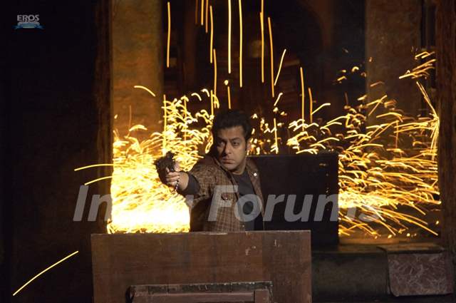 Salman Khan doing firing