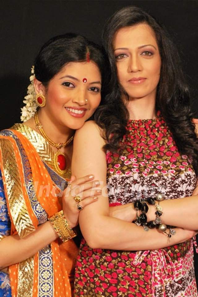 A still image of Madhu and Nikita(Niki) Raghuvanshi