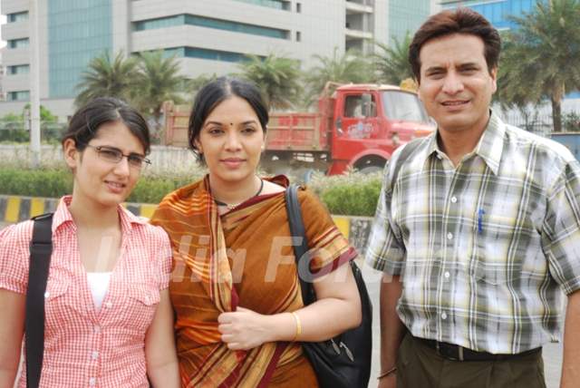 Nanda with her husband and daughter Geeti