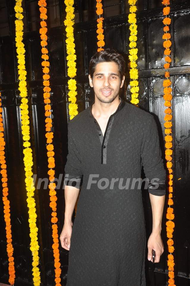 Sidhartth Malhotra was at Ekta Kapoor's Grand Diwali Party